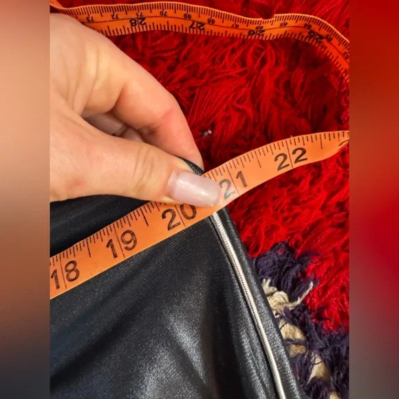 Deadstock 70s Vintage Fredricks of Hollywood Liquid Faux Leather studded Pants - Picture 10 of 12